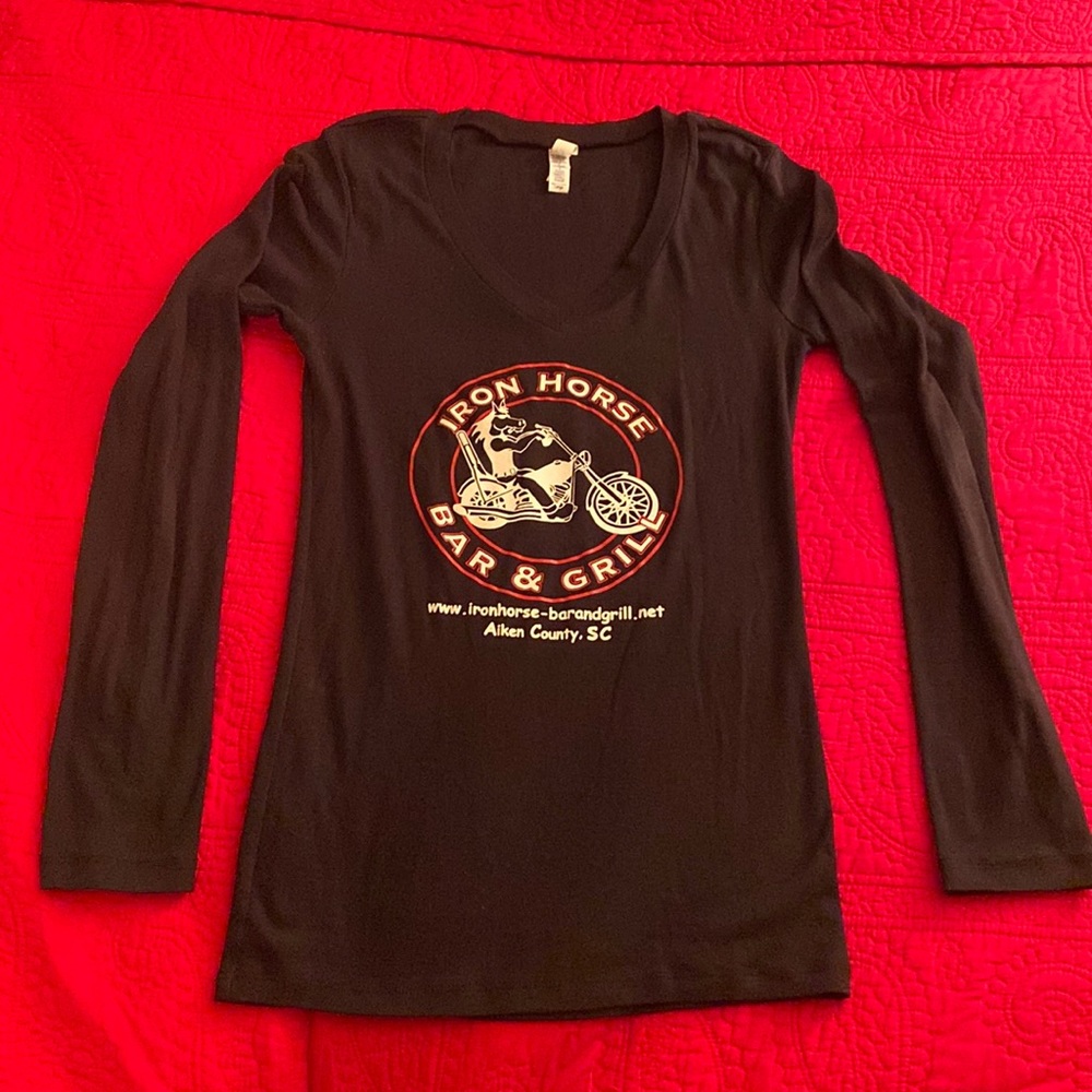 Large V neck long sleeve iron horse t shirt